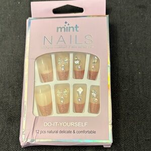 Mint Pink Glitter French Press-On Nails with Rhinestone Bows